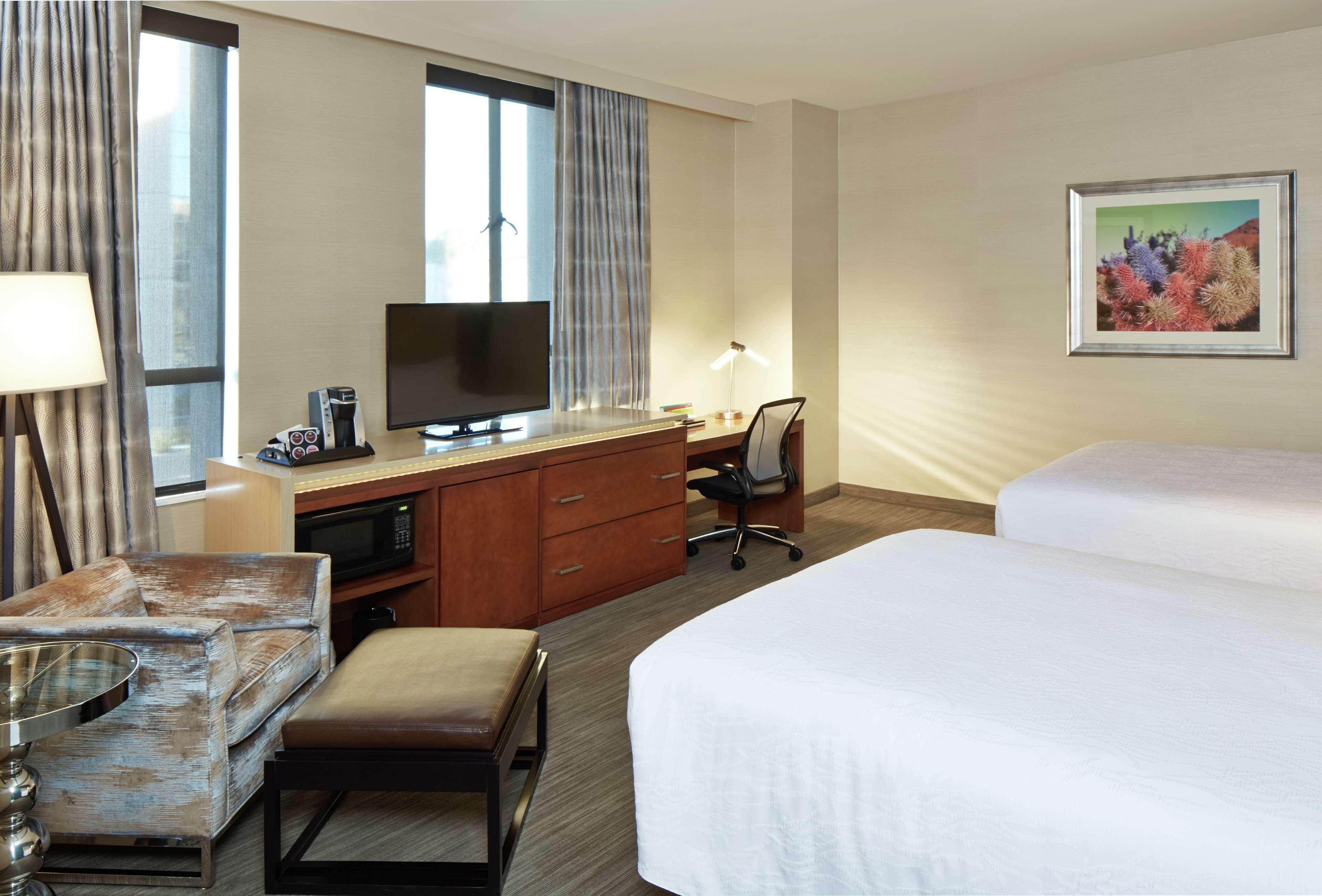 Hilton Garden Inn Phoenix Downtown Exteriör bild