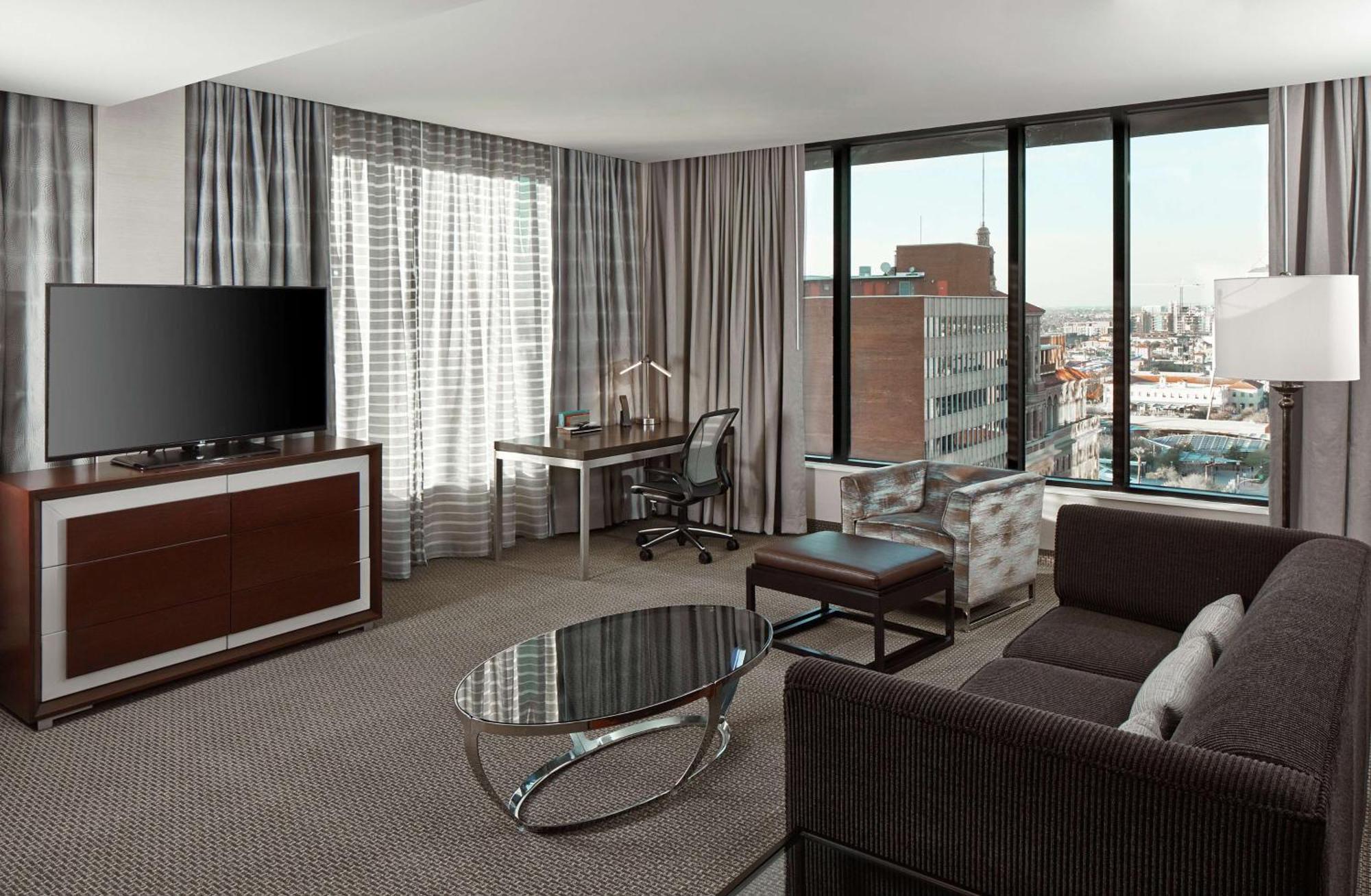 Hilton Garden Inn Phoenix Downtown Exteriör bild